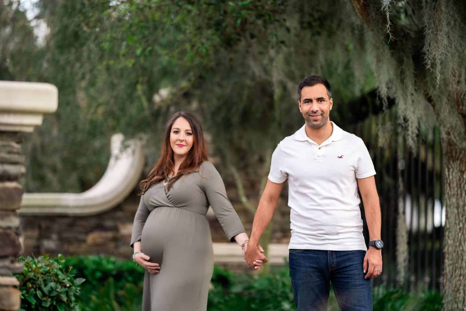 Husband and wife maternity photographer near Orlando Fl