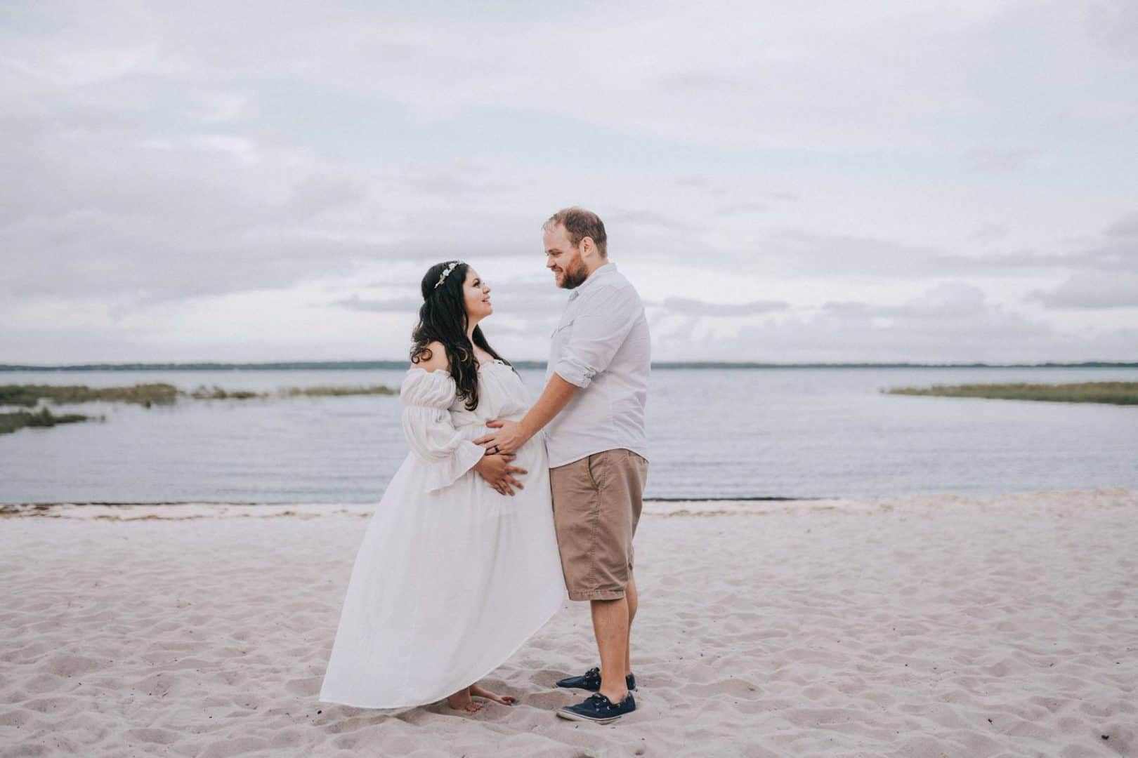 Husband and wife maternity photographer near Orlando Fl